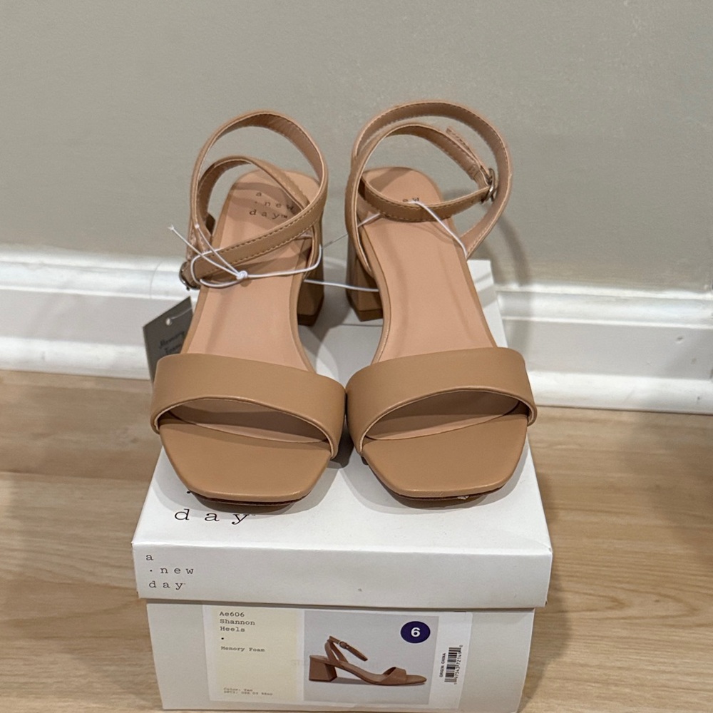 A New Day Women's Brown Sandals